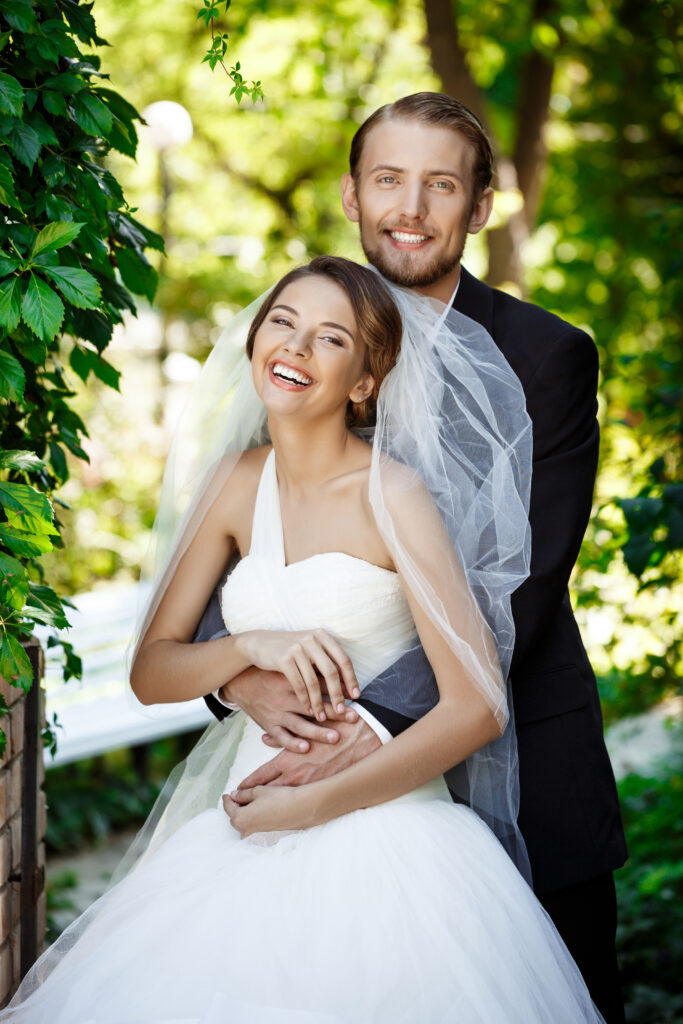 How to Look Your Best in Wedding Photos Without Feeling Stiff